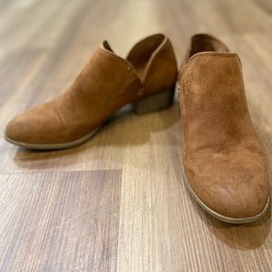 American Eagle Brown Boots